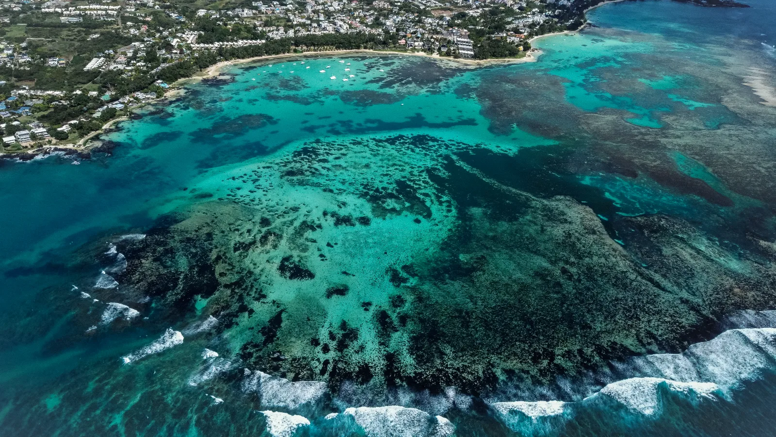 Île Maurice et paysages tropicaux